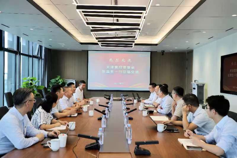 9月12日董事長張震生帶領(lǐng)核心管理團隊到訪熱聯(lián)集團交流學(xué)習(xí)
